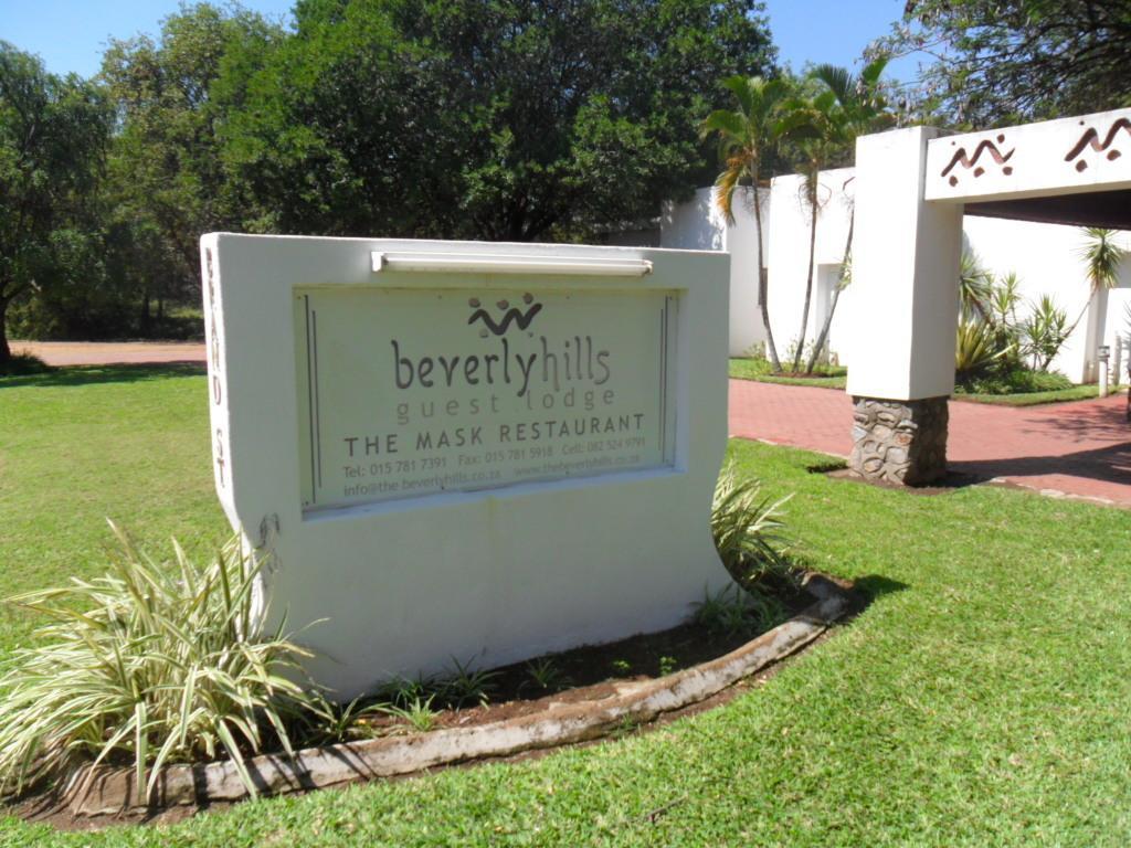 פאלאבורווה The Beverly Hills Guest Lodge מראה חיצוני תמונה