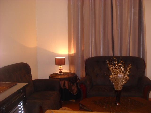 פאלאבורווה The Beverly Hills Guest Lodge מראה חיצוני תמונה
